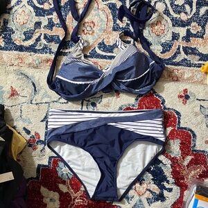 Navy Blue & White Striped Bikini Set – Women’s Size Large